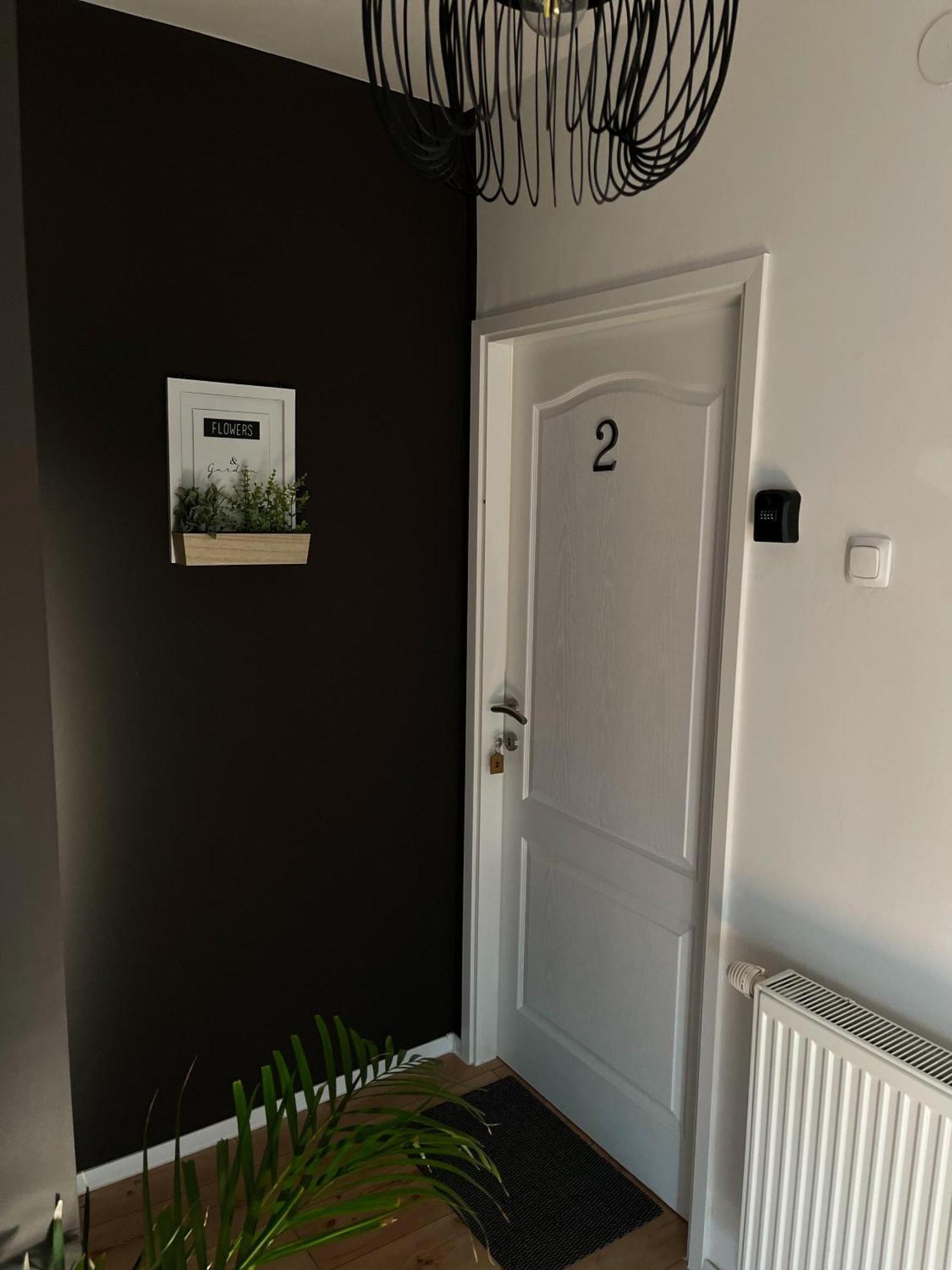 4 Stars Rooms Near Airport Scitarjevo Exterior photo